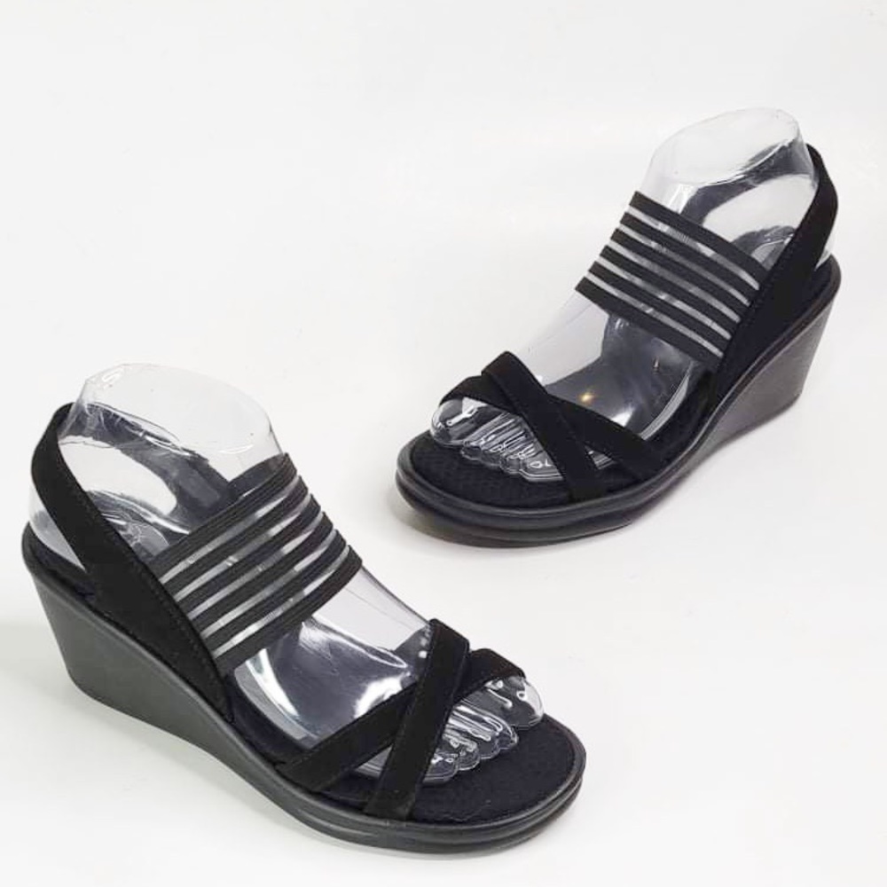 Skechers Rumbler Black Solar Burst Black Wedge Sandals Women’s 7 Shoes